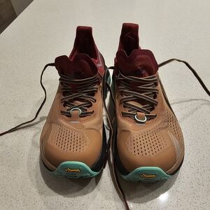 Altra OLYMPUS 5 Trail running Shoes US 8.5 Red and Tan Athletic